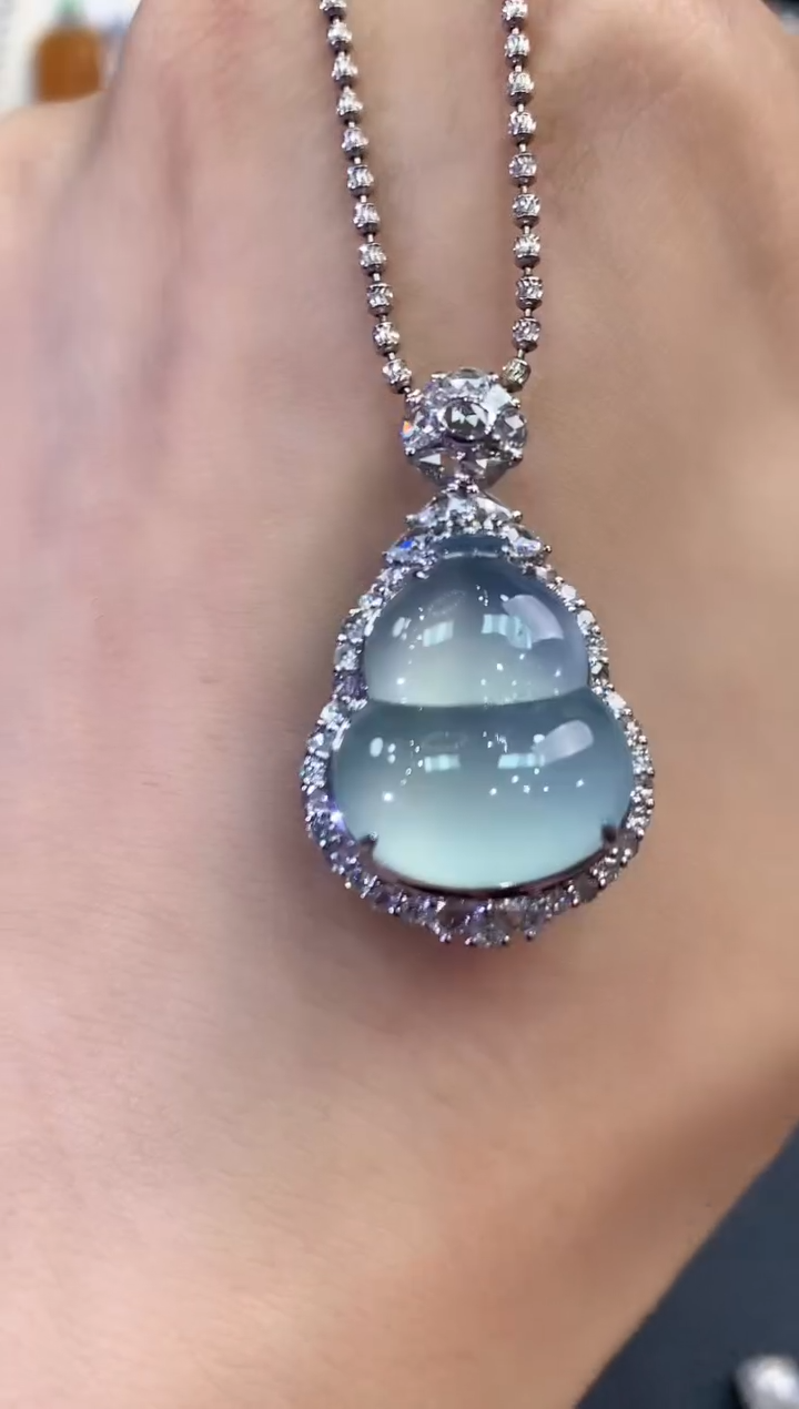 【闪购商品】翡翠吊坠(不含链)18K金镶嵌D22    