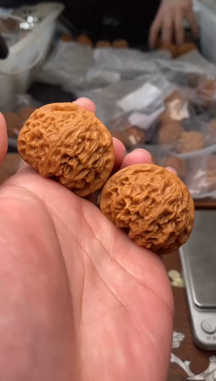 【闪购商品】文玩核桃把件G20号41尺宫灯