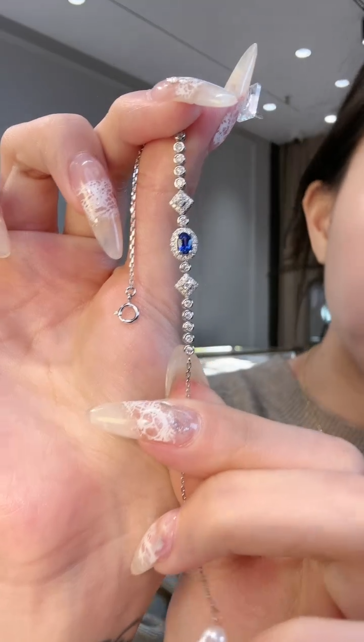 【闪购商品】蓝宝石手链18K金镶嵌双菱形蓝宝石手链