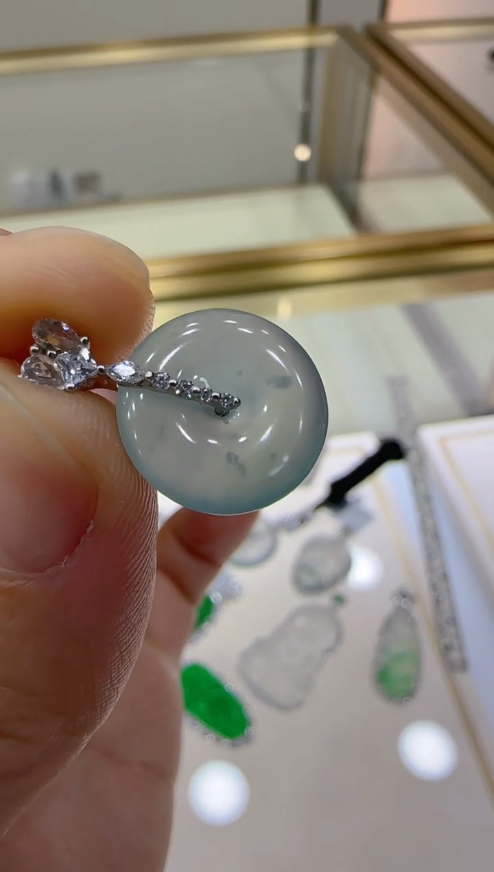 【闪购商品】翡翠吊坠(不含链)银S925镶嵌团购多样性发一件