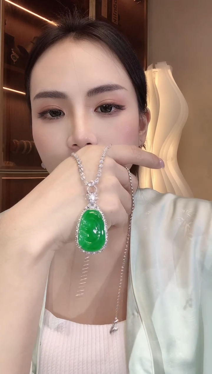 翡翠18K金镶嵌吊坠(不含链)D41