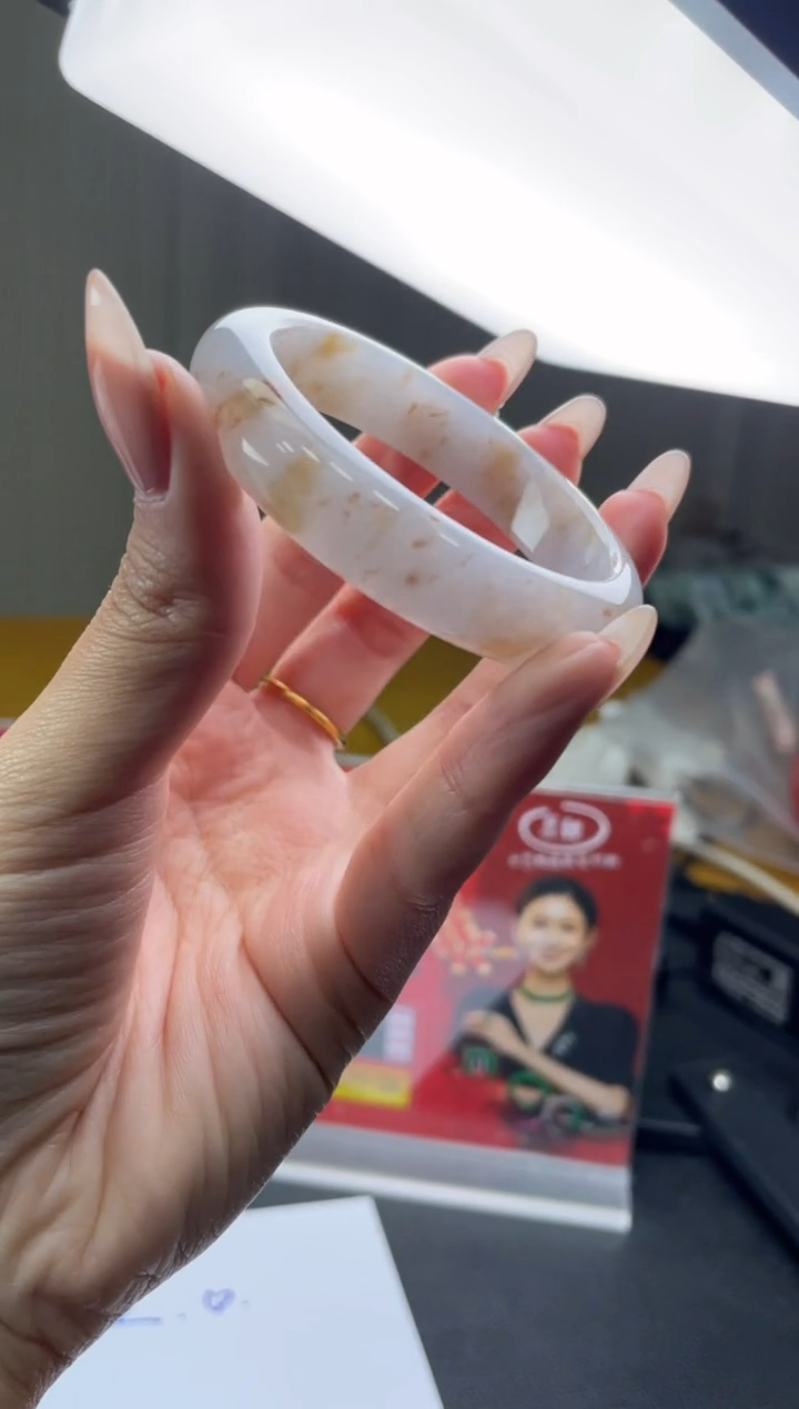【闪购商品】定制翡翠手镯未镶嵌手镯DDC/发一件