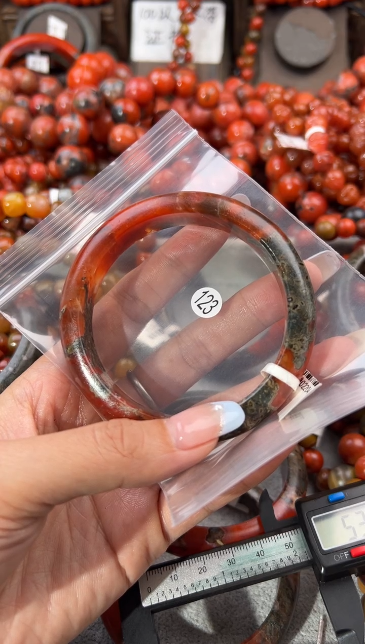 未镶嵌手串南红玛瑙毛****锅62+