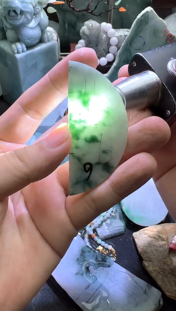 未镶嵌挂件翡翠天然缅甸翡翠A货