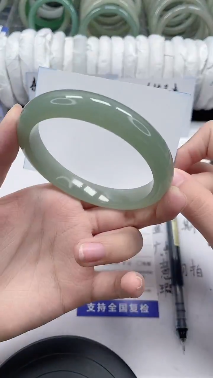 未镶嵌手镯石英质玉12-62/63