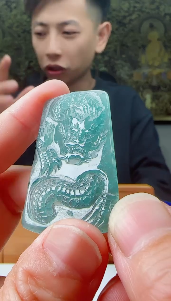 【闪购商品】翡翠颈饰未镶嵌多样性随机发其一