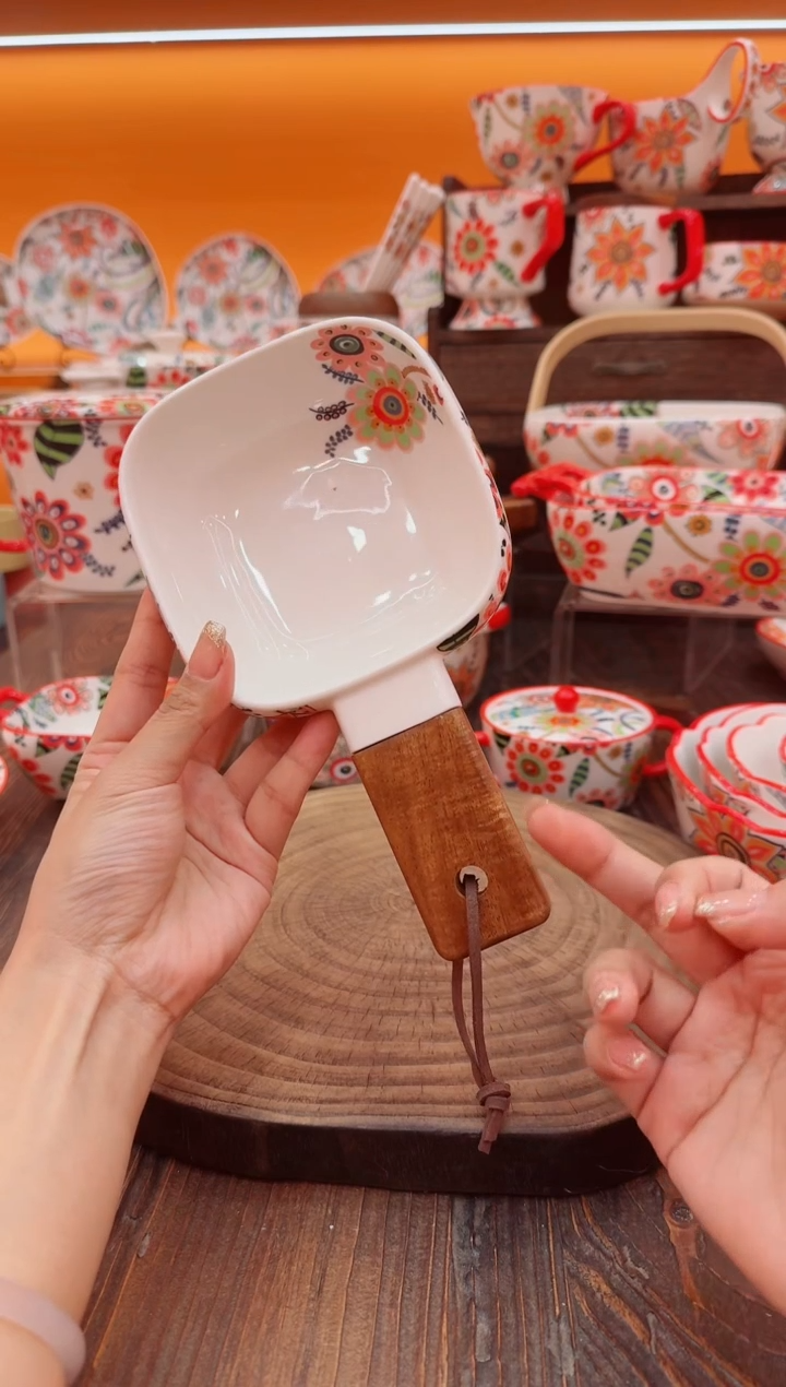 罐景德镇陶瓷餐具碗碟盘子