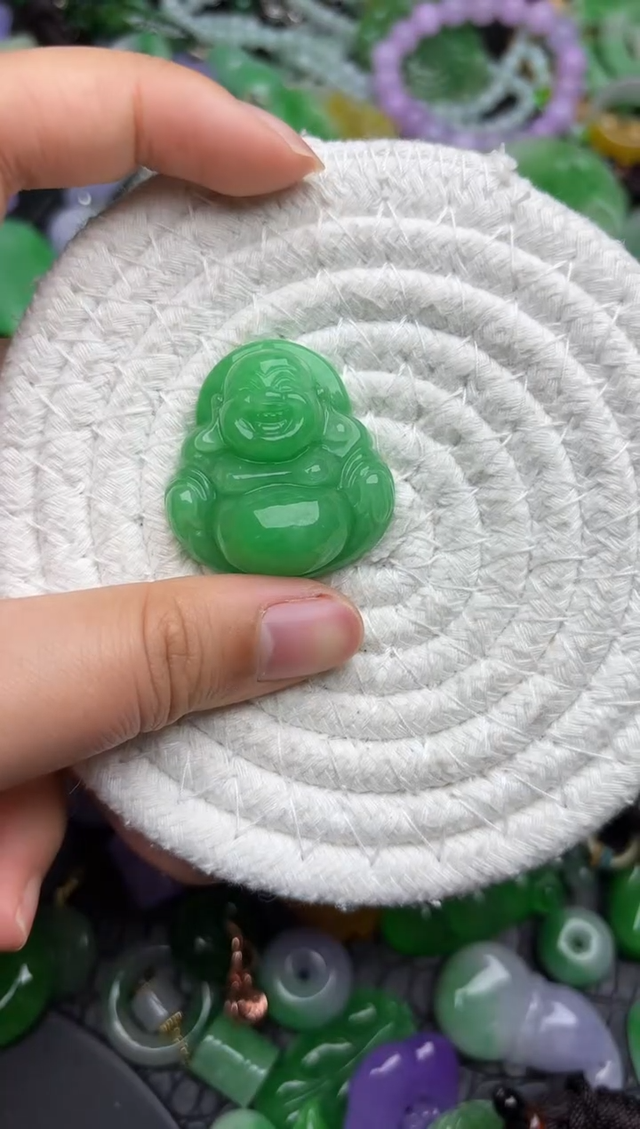 颈饰未镶嵌翡翠缅甸翡翠吊坠