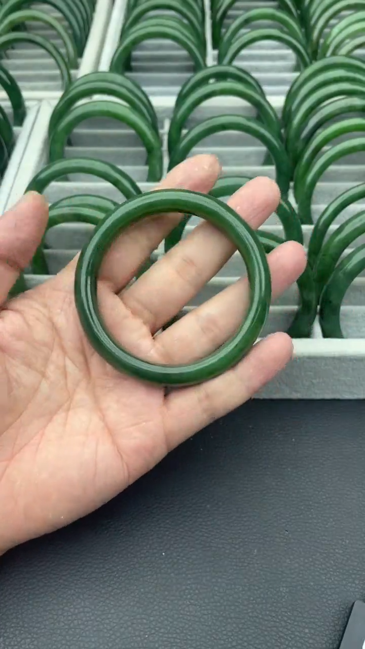 未镶嵌手镯和田玉（碧玉）14-61