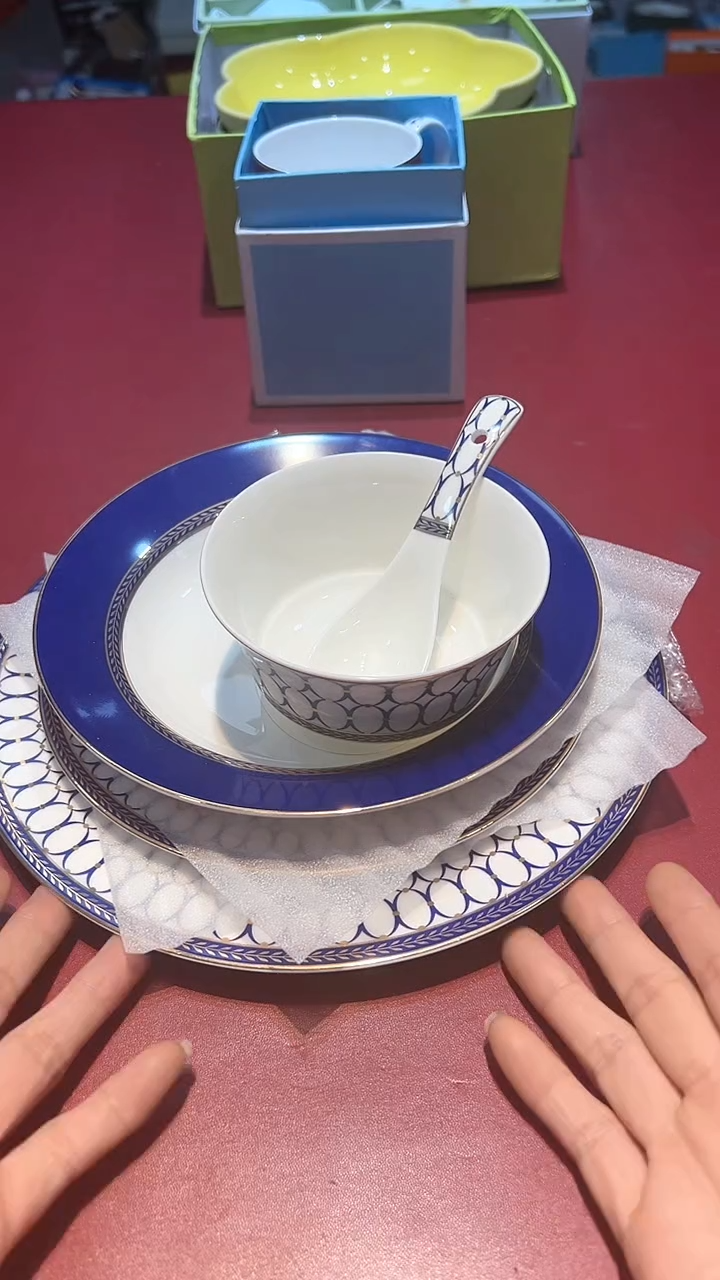 【闪购商品】瓷片锅碗瓢盆一件不剩