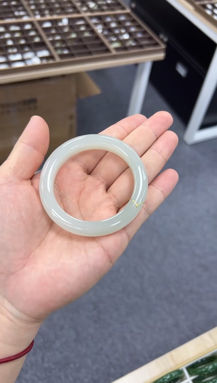 未镶嵌手镯和田玉55-56  222