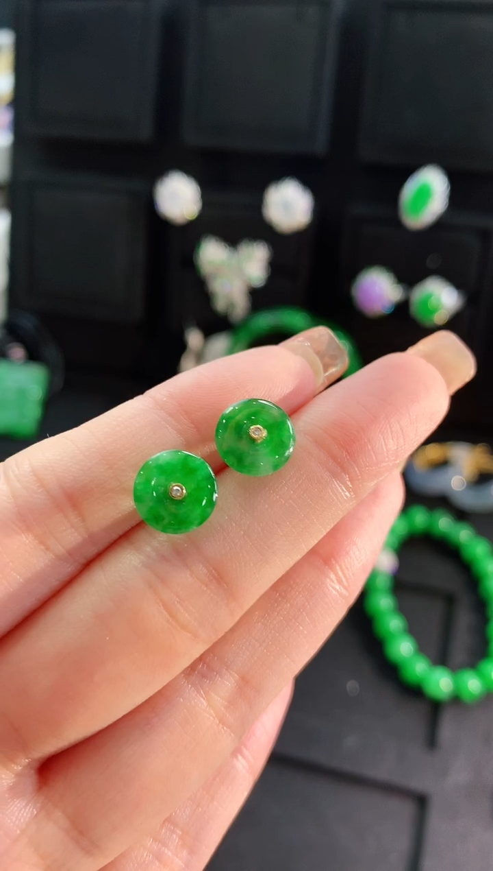 【闪购商品】翡翠耳饰18K金镶嵌耳饰