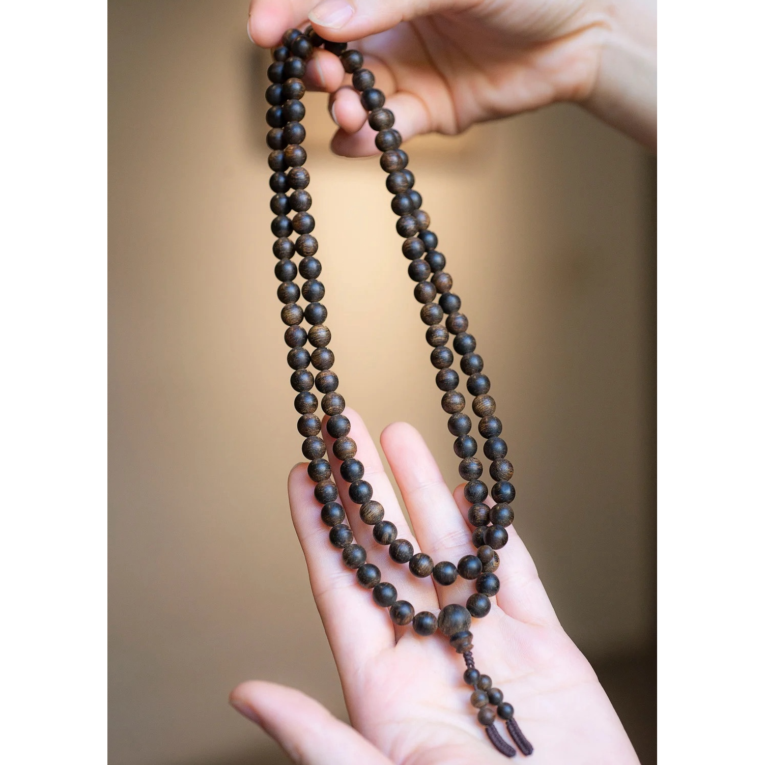 沉香【精选款】108颗多圈圆珠0.6m天然绿棋 10克+ （多样性发其一）