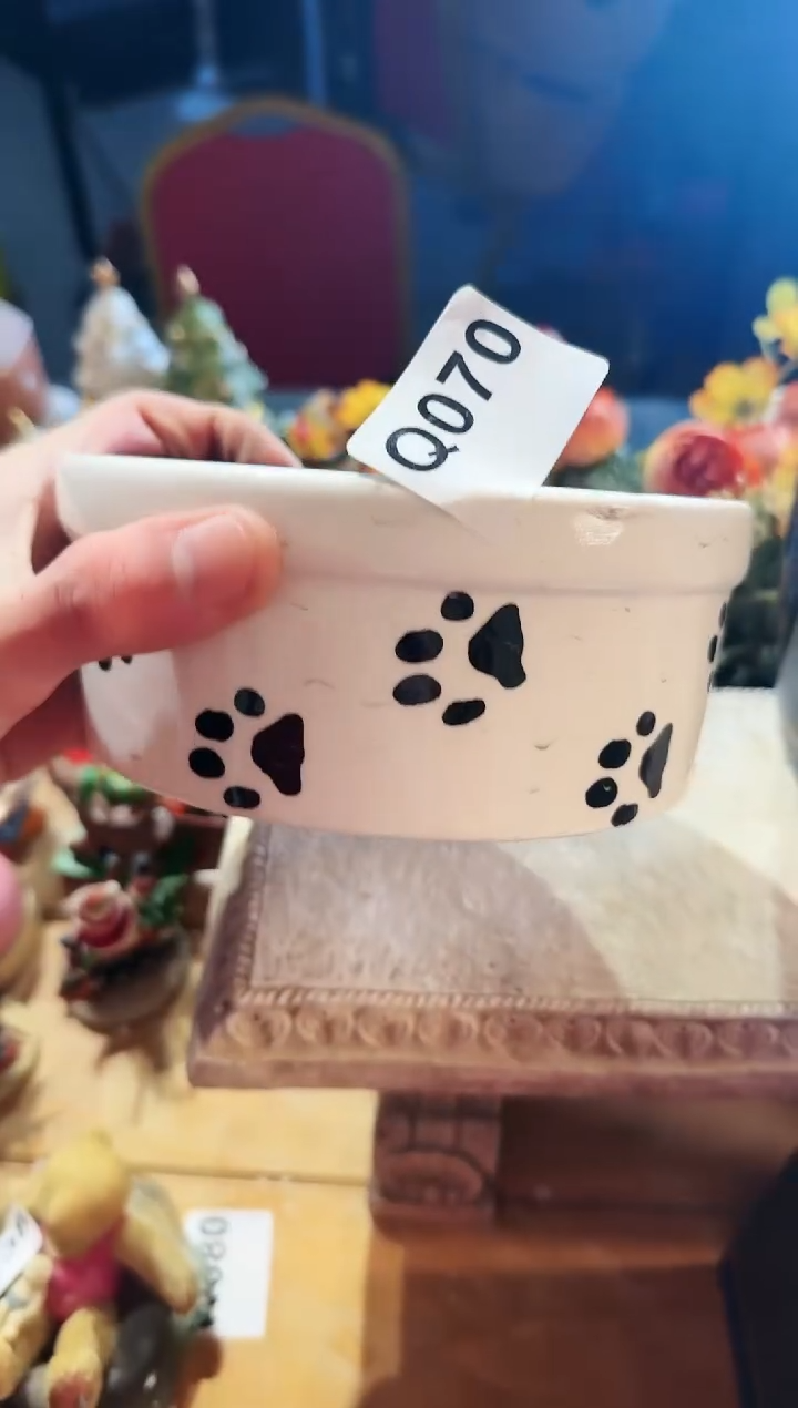 【闪购商品】默认微瑕高端树脂陶瓷摆件Q