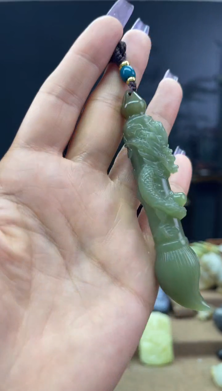 颈饰未镶嵌和田玉1