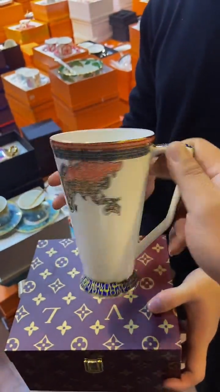 【闪购商品】鸿辉家品牌瓷器，京东包邮！