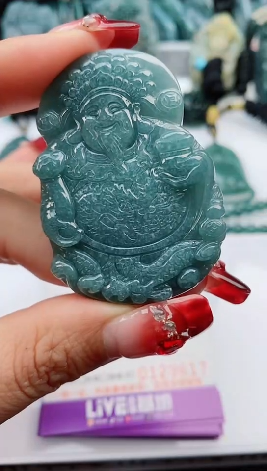 【闪购商品】翡翠颈饰未镶嵌            