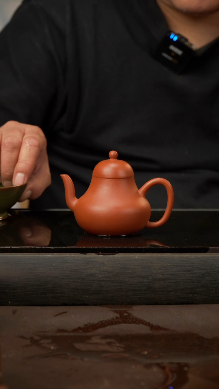 茶壶紫砂21，梨形，朱泥，全手工，100cc