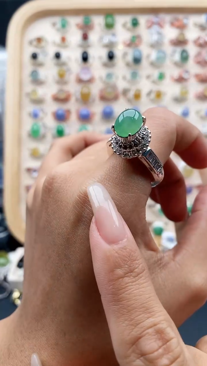 【闪购商品】翡翠戒指未镶嵌天然缅甸翡翠A货 4444+ 10+4