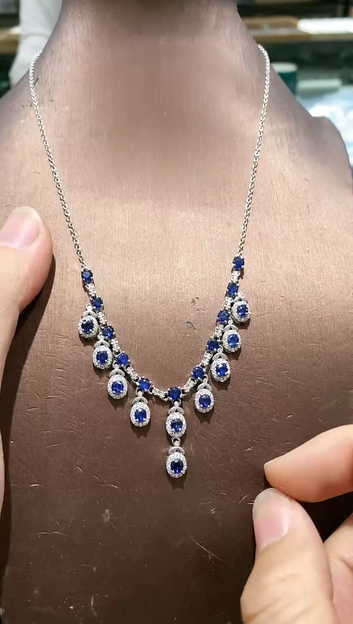 【闪购商品】蓝宝石颈饰银S925镀金镶嵌xl