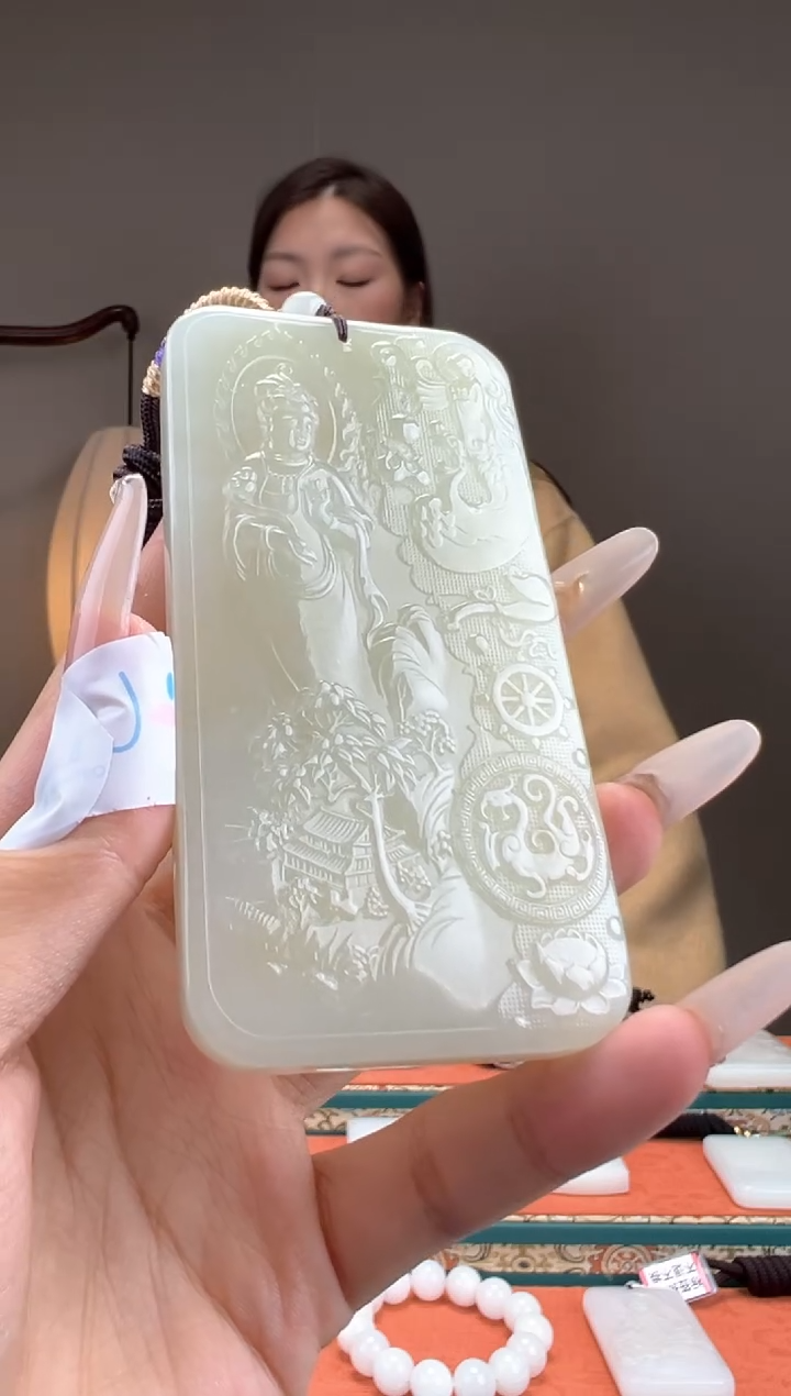 【闪购商品】和田玉颈饰未镶嵌1