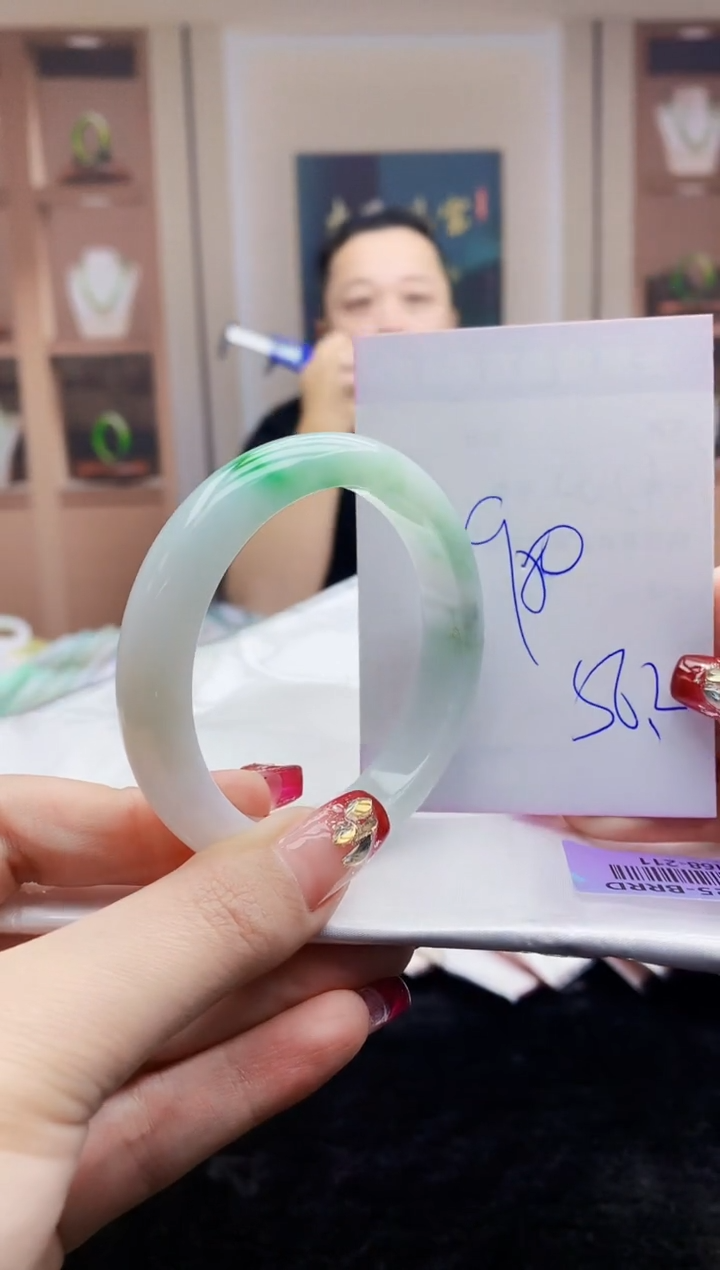 【闪购商品】翡翠手镯未镶嵌     H68-211