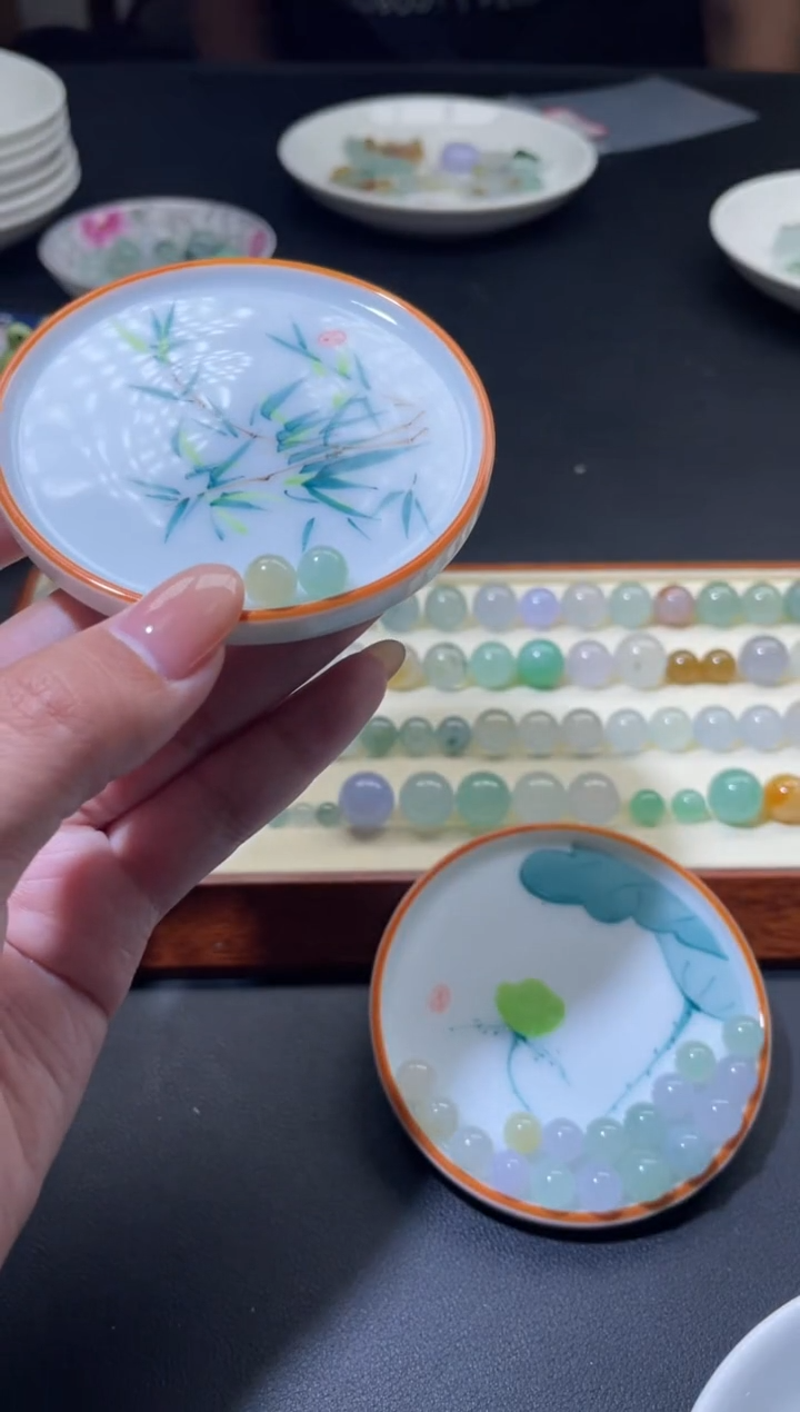 未镶嵌定制翡翠追*翡翠毛货