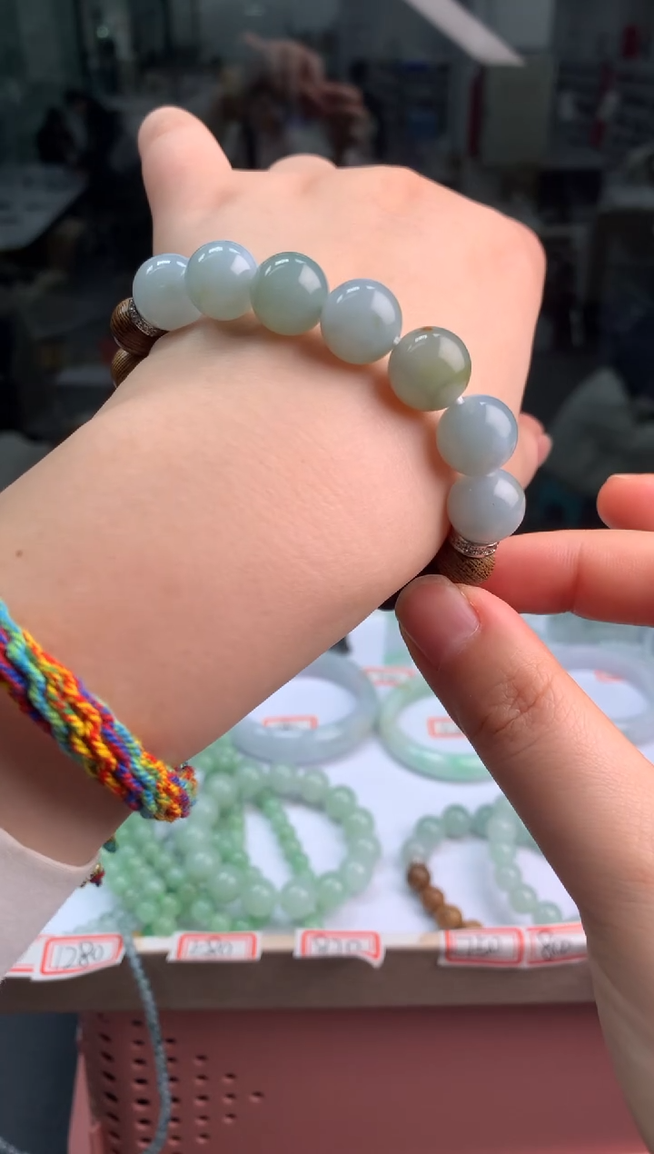 【闪购商品】翡翠颈饰未镶嵌翡翠手串|不退不换