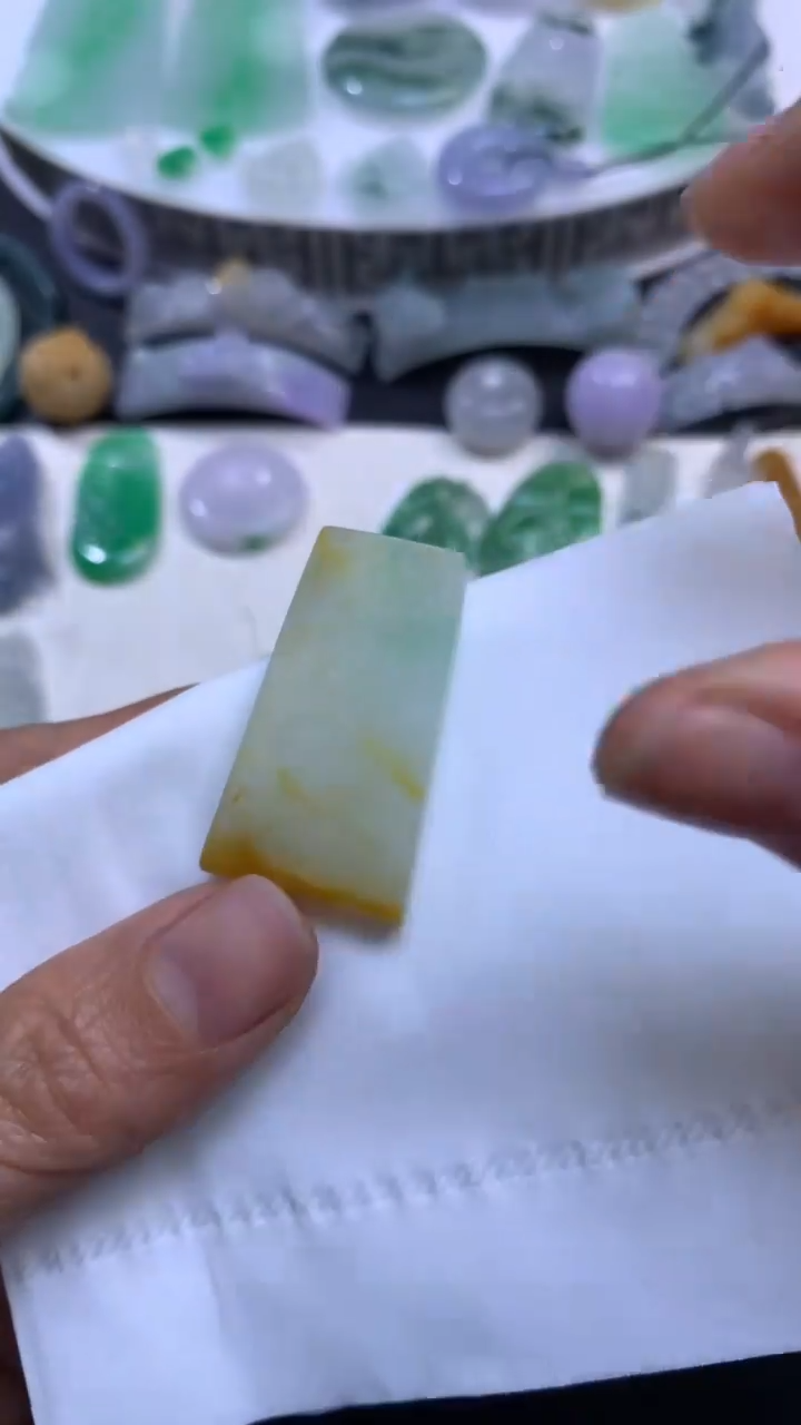 【闪购商品】定制翡翠未镶嵌翡翠