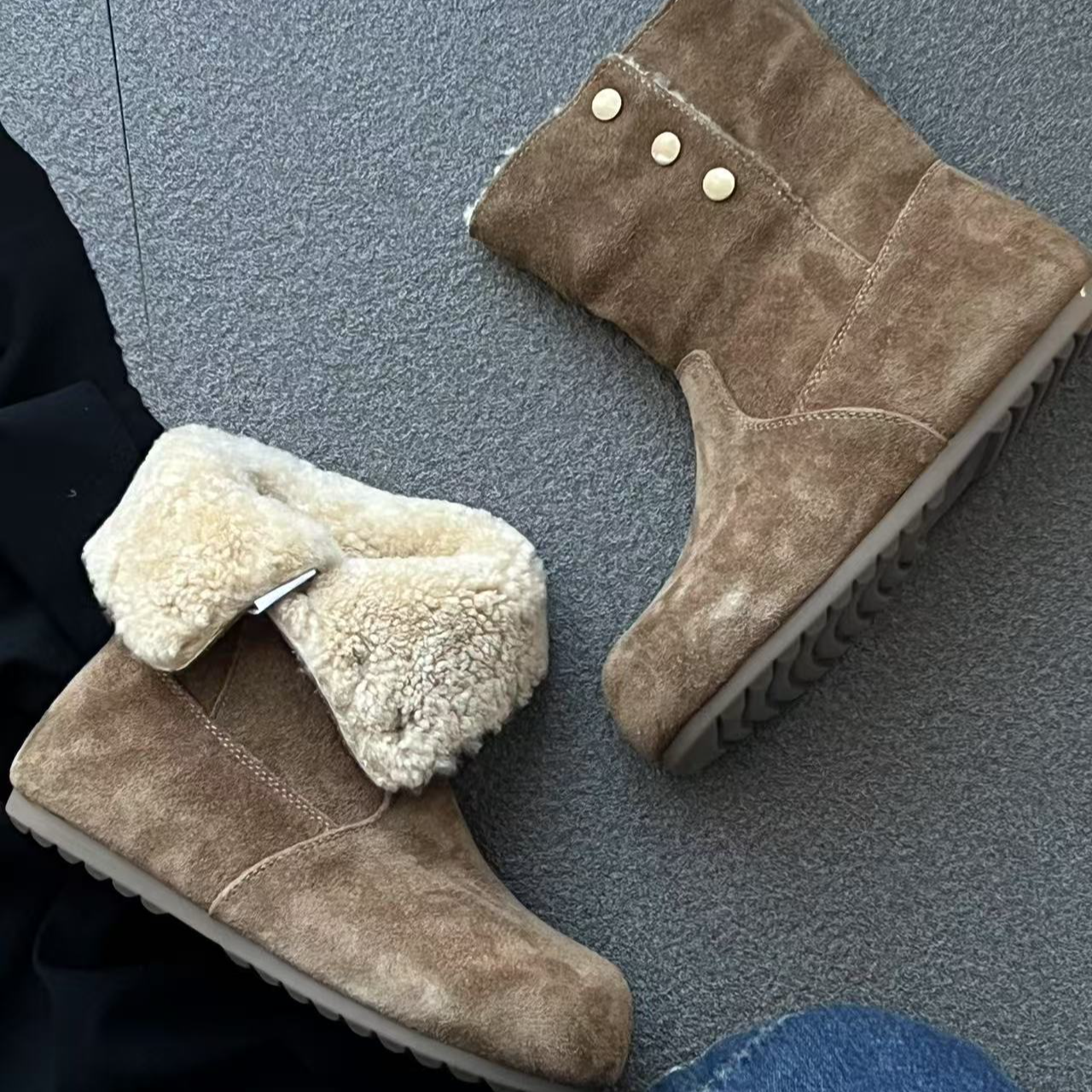 微瑕保暖雪地靴翻边毛毛领两穿女靴地靴2517