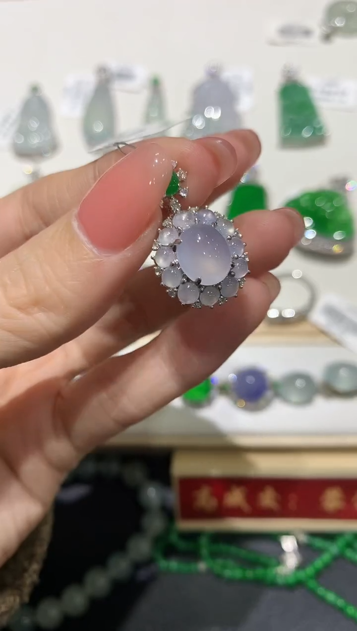 【闪购商品】翡翠吊坠(不含链)18K金镶嵌团购2