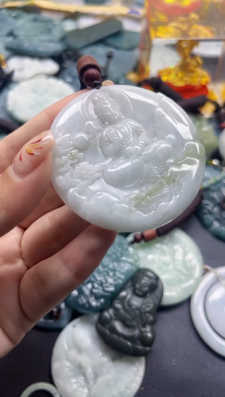 【闪购商品】翡翠颈饰未镶嵌翡翠