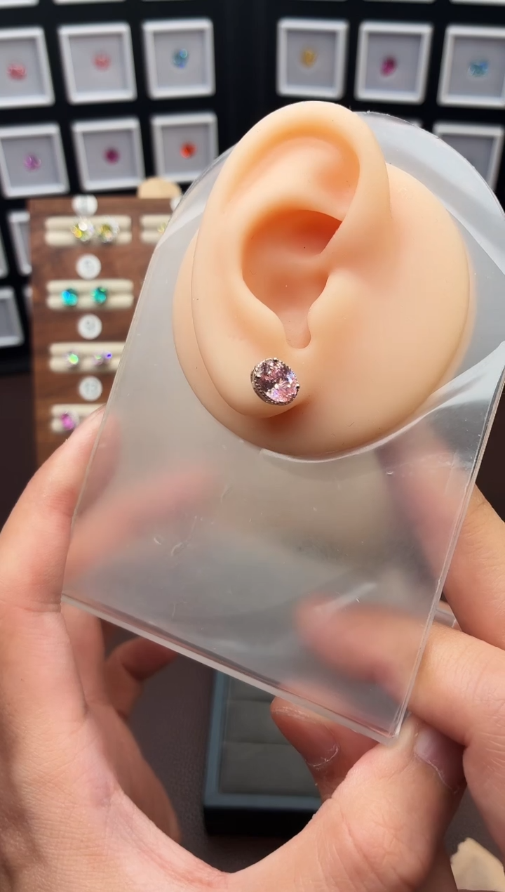 耳钉彩色蓝宝石银S925镶嵌111