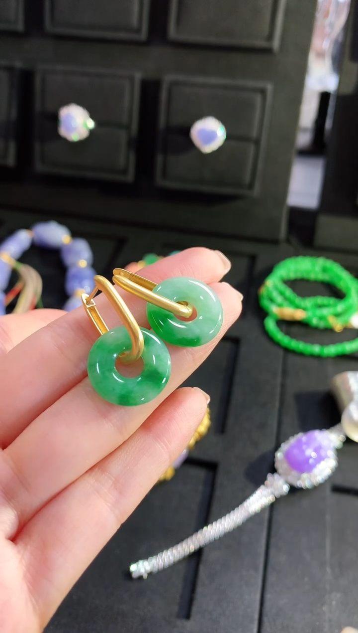 翡翠18K金镶嵌耳饰耳饰