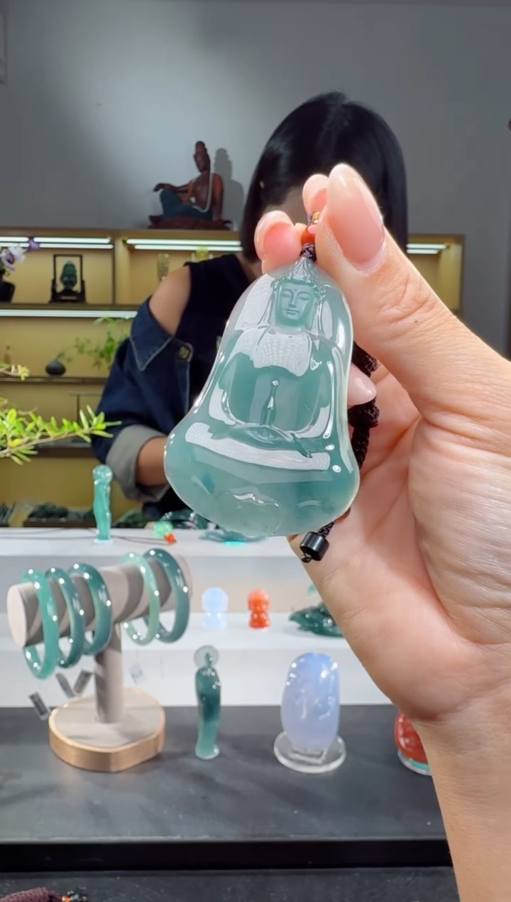 吊坠(不含链)未镶嵌翡翠观音