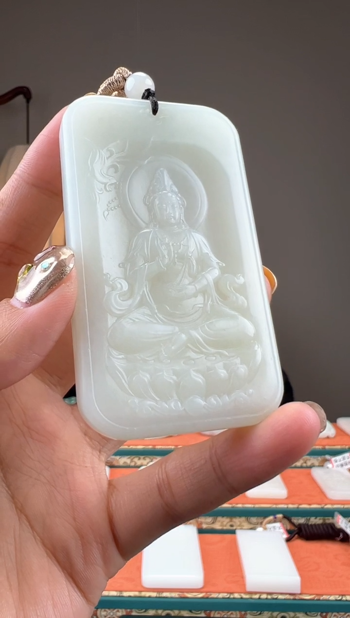 【闪购商品】和田玉颈饰未镶嵌1