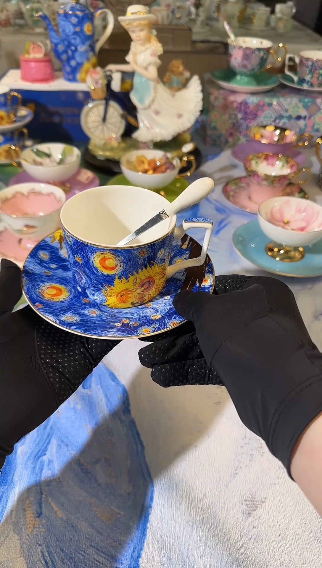 【闪购商品】瓷片大牌同款 手绘描金+骨瓷材质送小汤勺