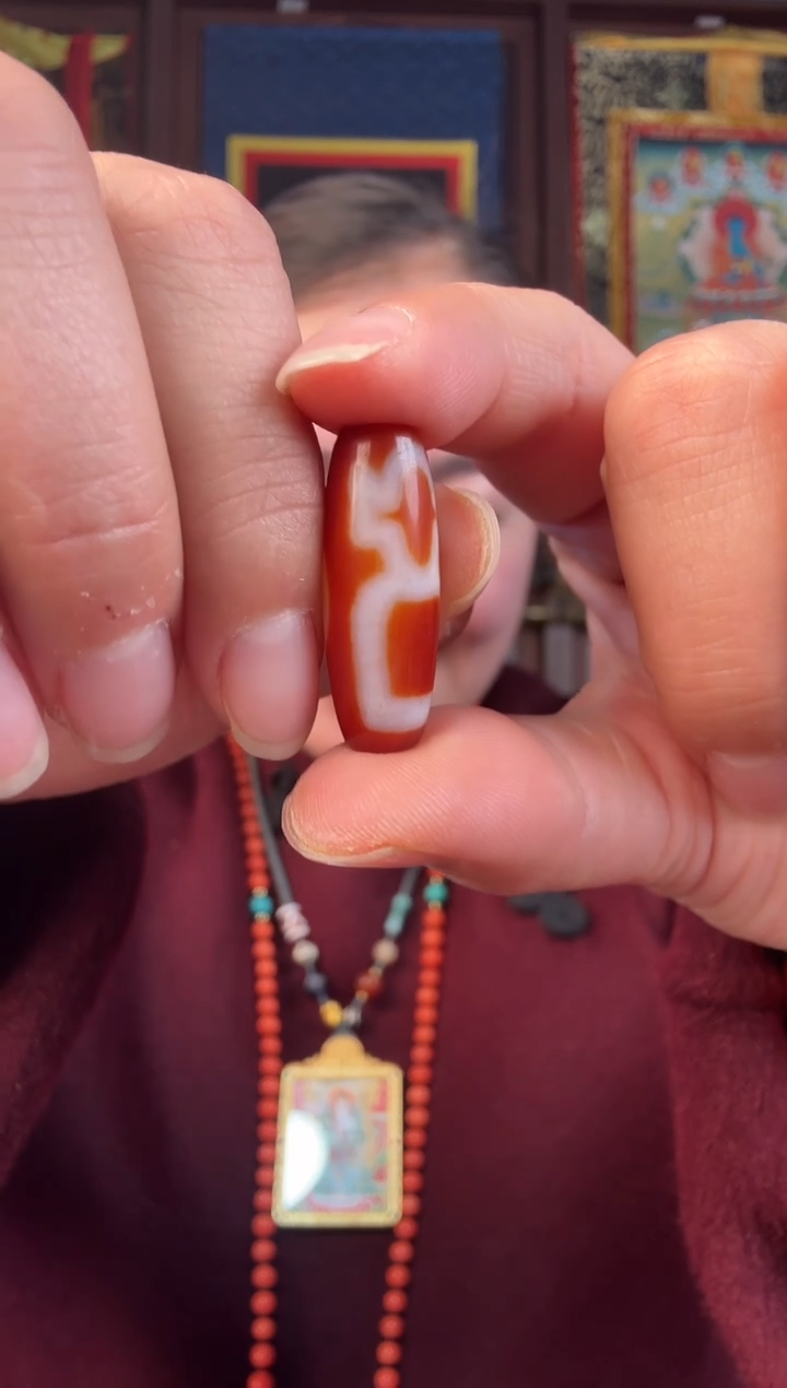 无非金属藏地红肉古珠