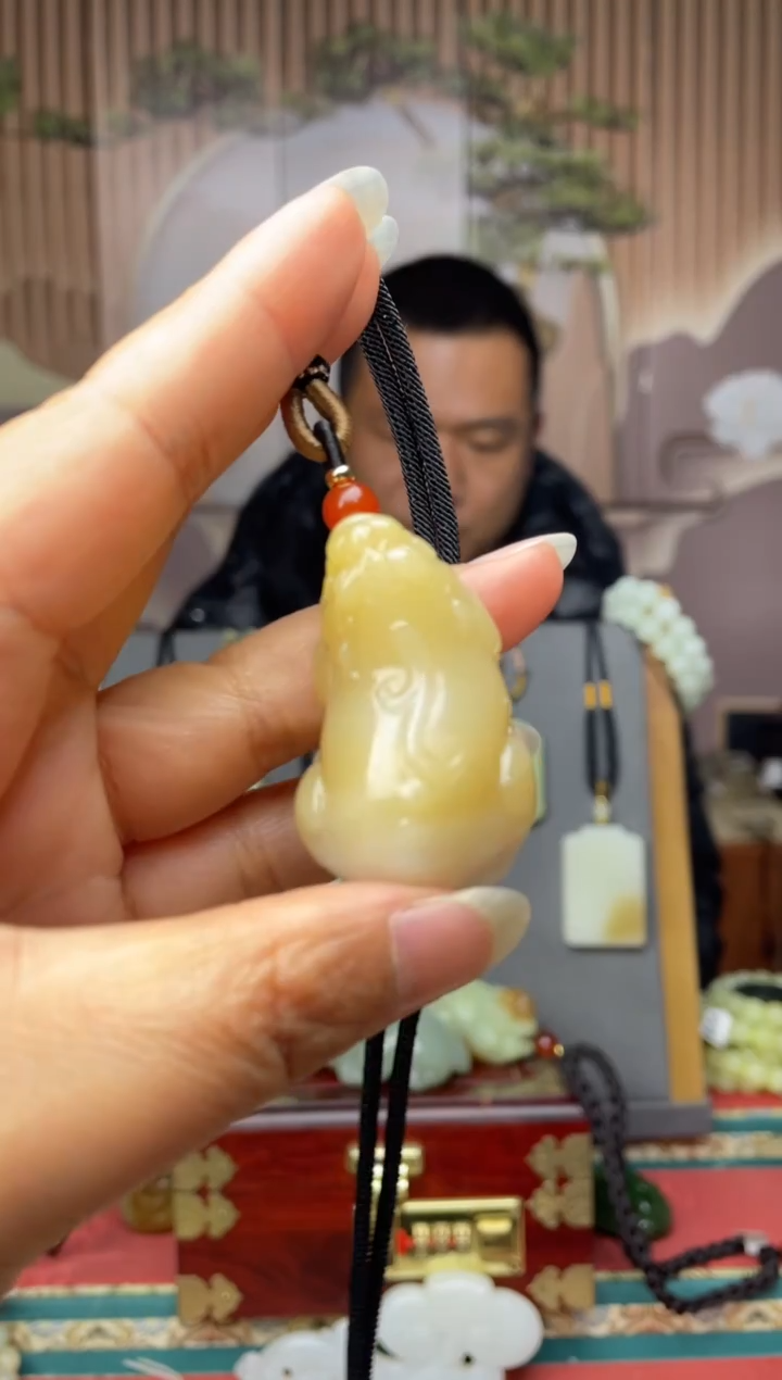 颈饰未镶嵌和田玉拍一发一