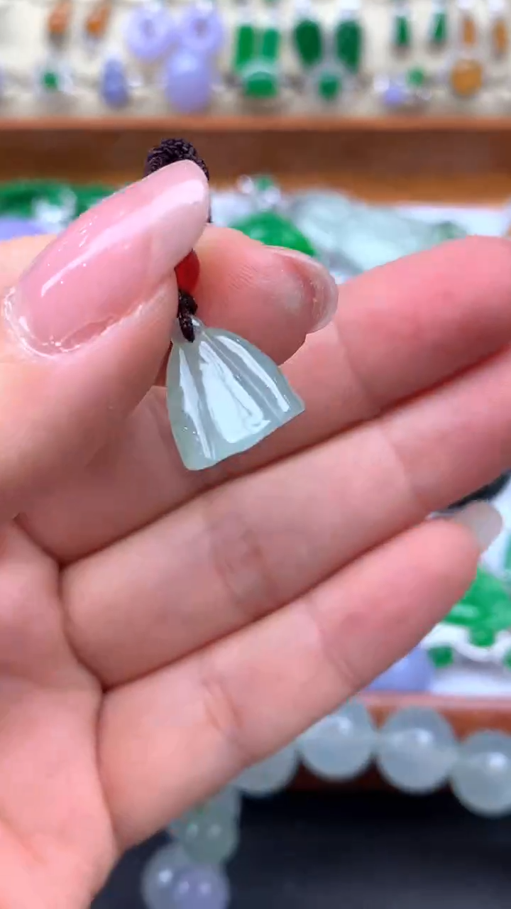 【闪购商品】翡翠颈饰未镶嵌2-天然翡翠