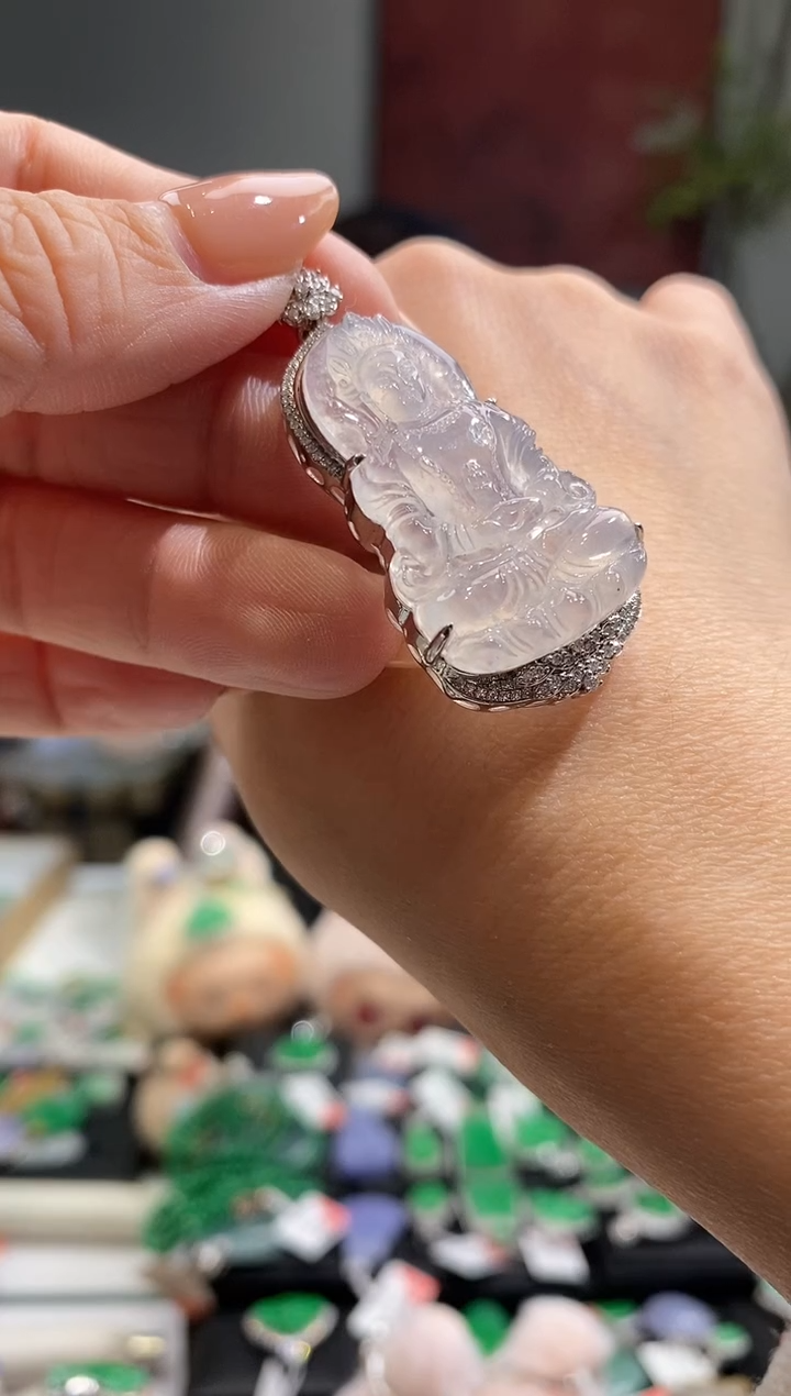 吊坠(不含链)18K金镶嵌翡翠观音