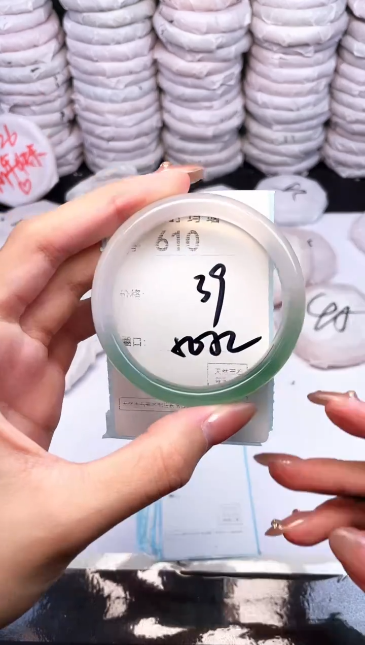 手镯玛瑙/玉髓未镶嵌610