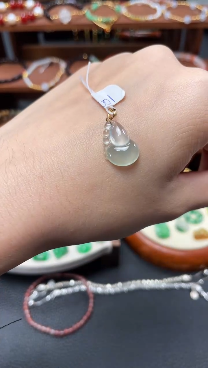 【闪购商品】翡翠吊坠(不含链)18K金镶嵌一个  JK102