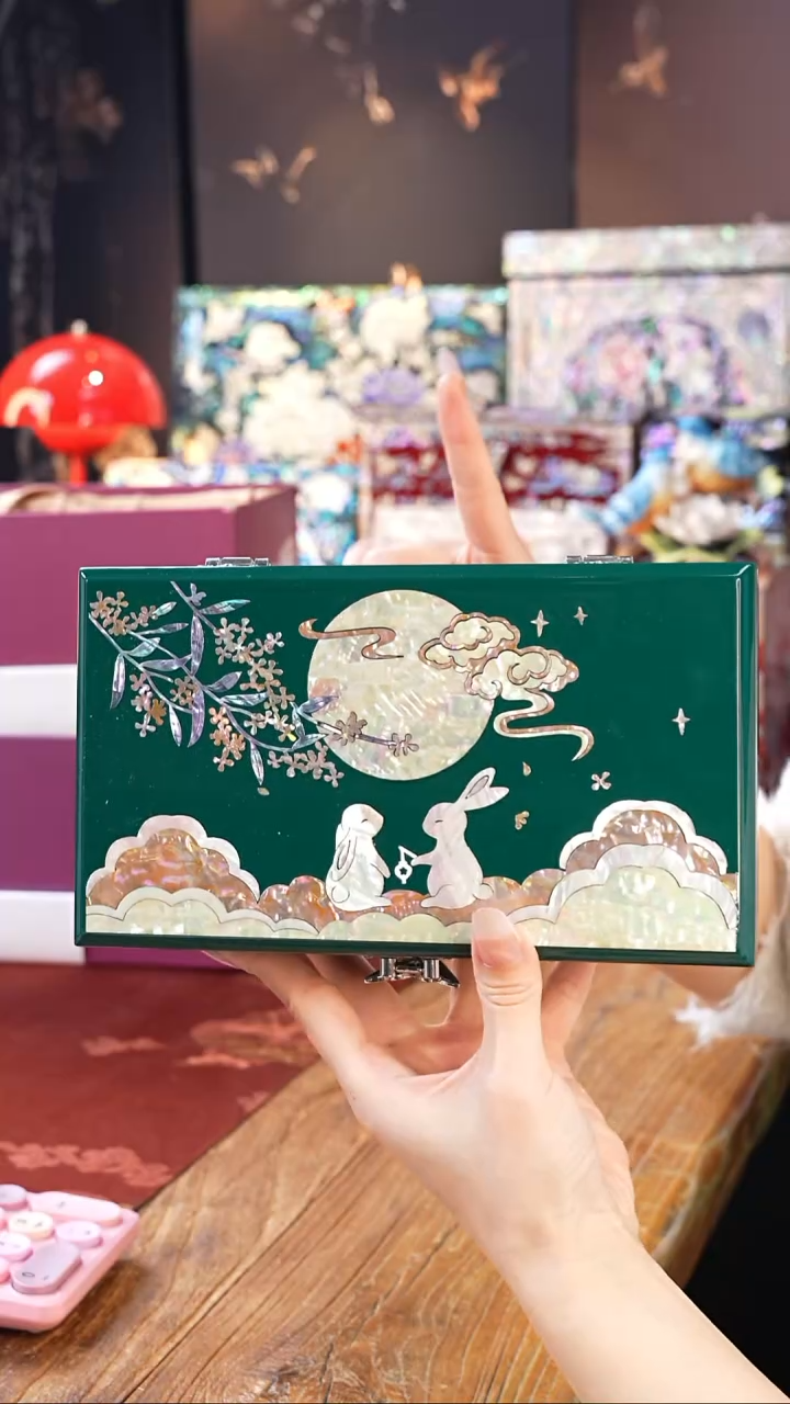 【闪购商品】瓷片豆包儿推荐饰品摆件