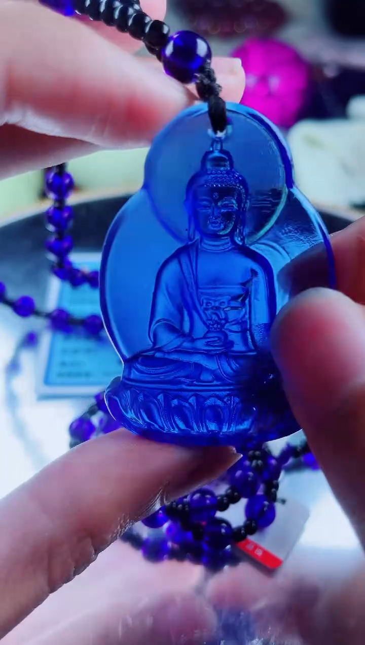 未镶嵌菱锰矿颈饰佛公吊坠