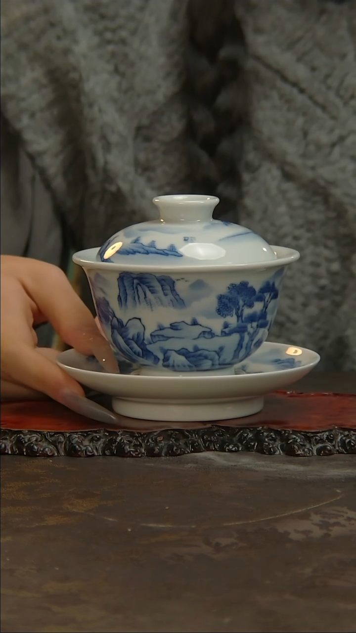 【闪购商品】青花手绘山水三才盖碗