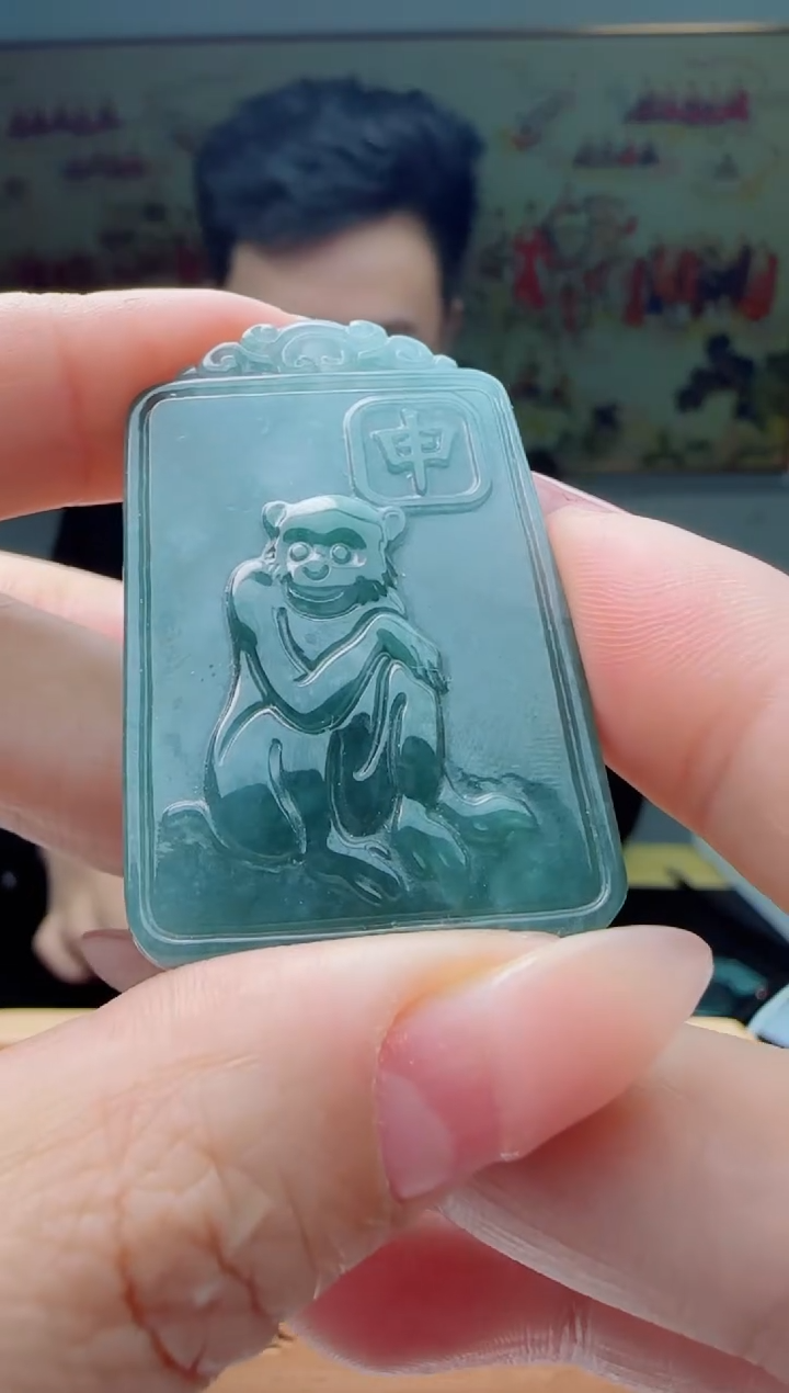 【闪购商品】翡翠颈饰未镶嵌猴