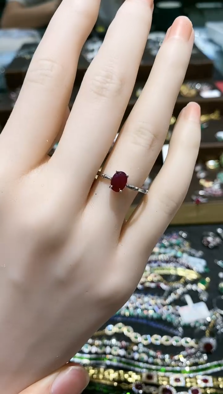 【闪购商品】红宝石戒指银S925镶嵌戒指