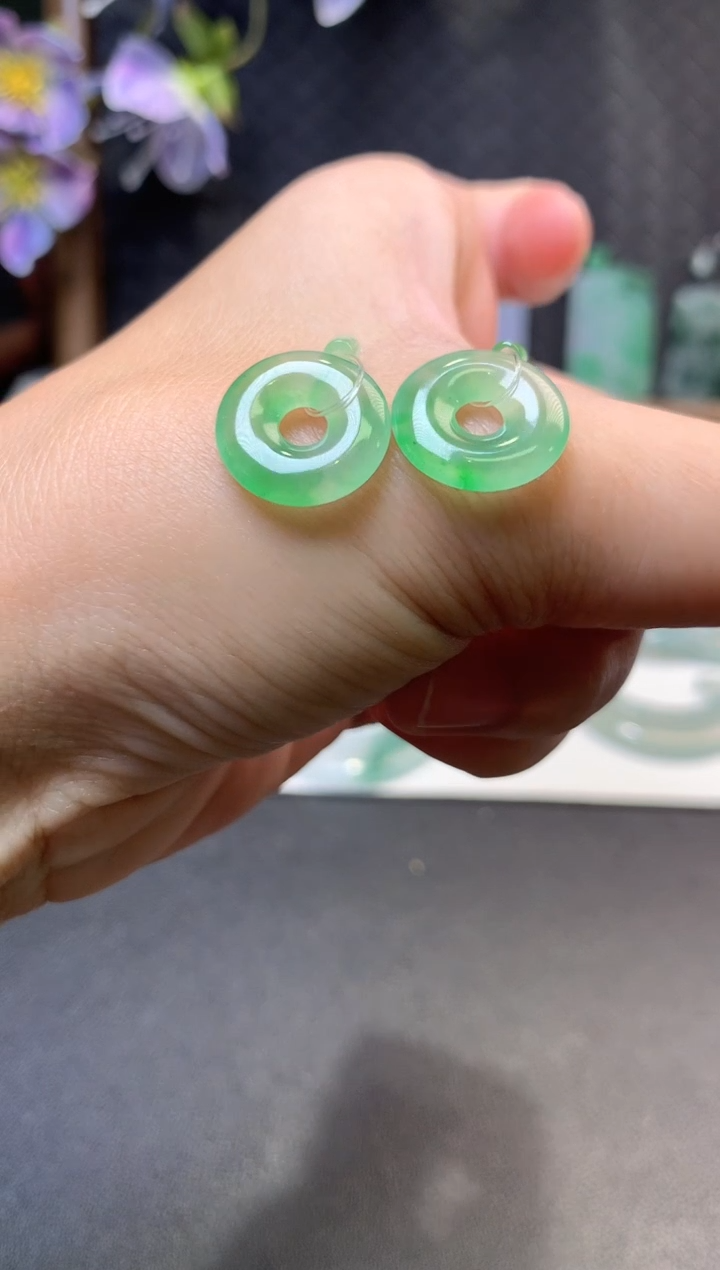 未镶嵌定制翡翠毛货