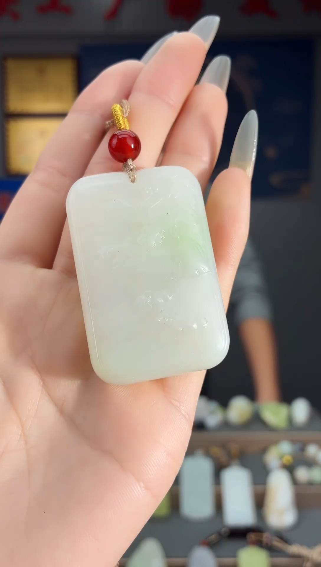 颈饰未镶嵌和田玉1